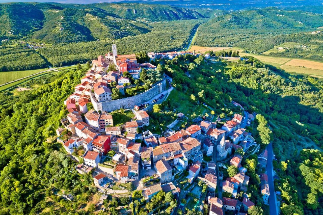 Casa Leonarda, Old Authentic Istrian Stone House Near Motovun, Central Istria Zamask Buitenkant foto