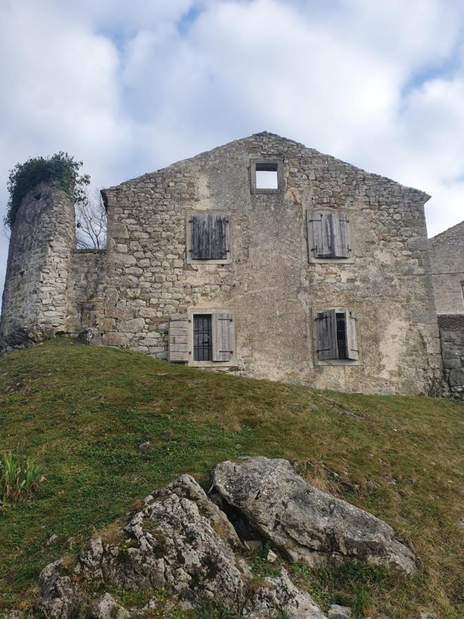 Casa Leonarda, Old Authentic Istrian Stone House Near Motovun, Central Istria Zamask Buitenkant foto